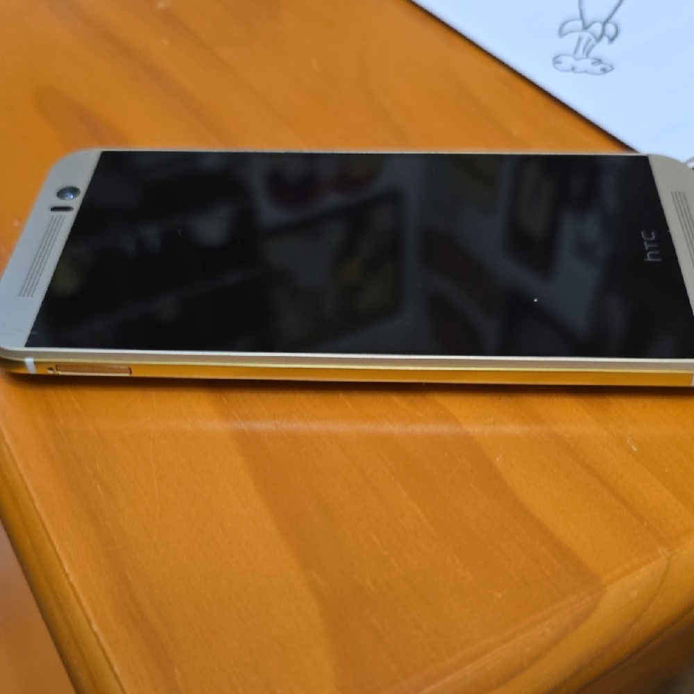 HTC M9w Android Smartphone 32GB 3GB RAM 5" Full HD Unlocked Silver Gold - Picture 4 of 6